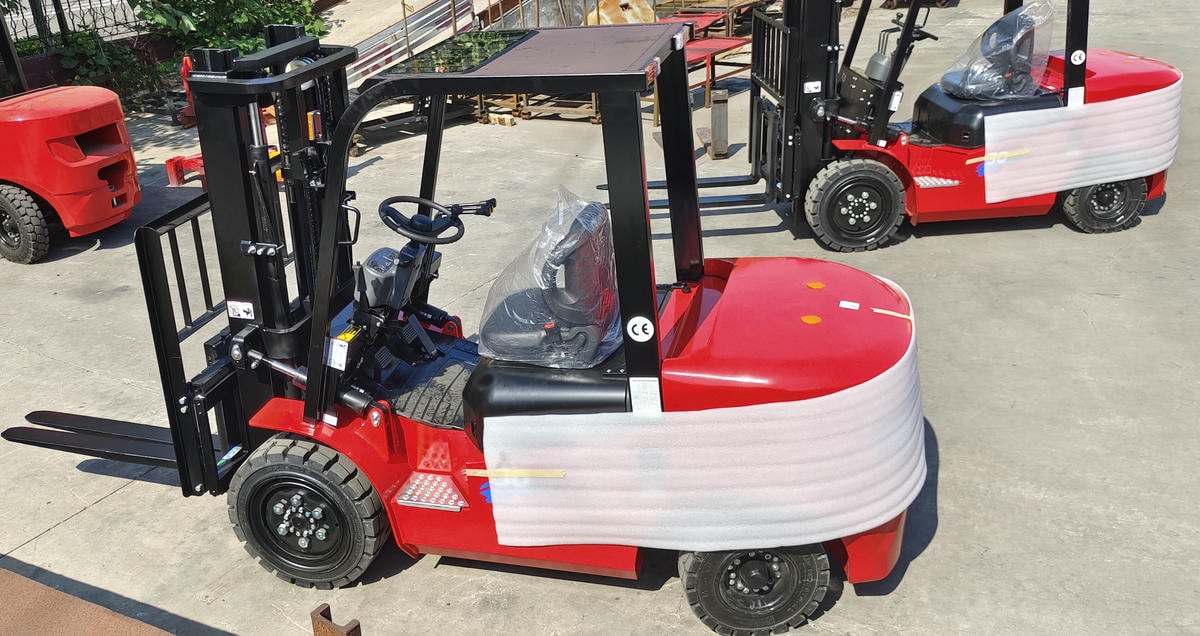 Foto de envío de carretilla elevadora diésel