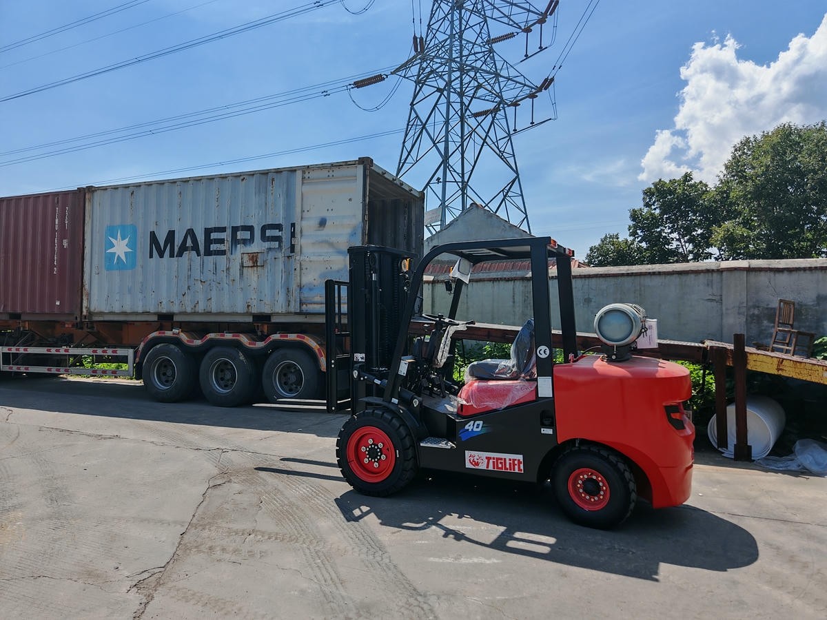 Foto de envío de montacargas de GLP