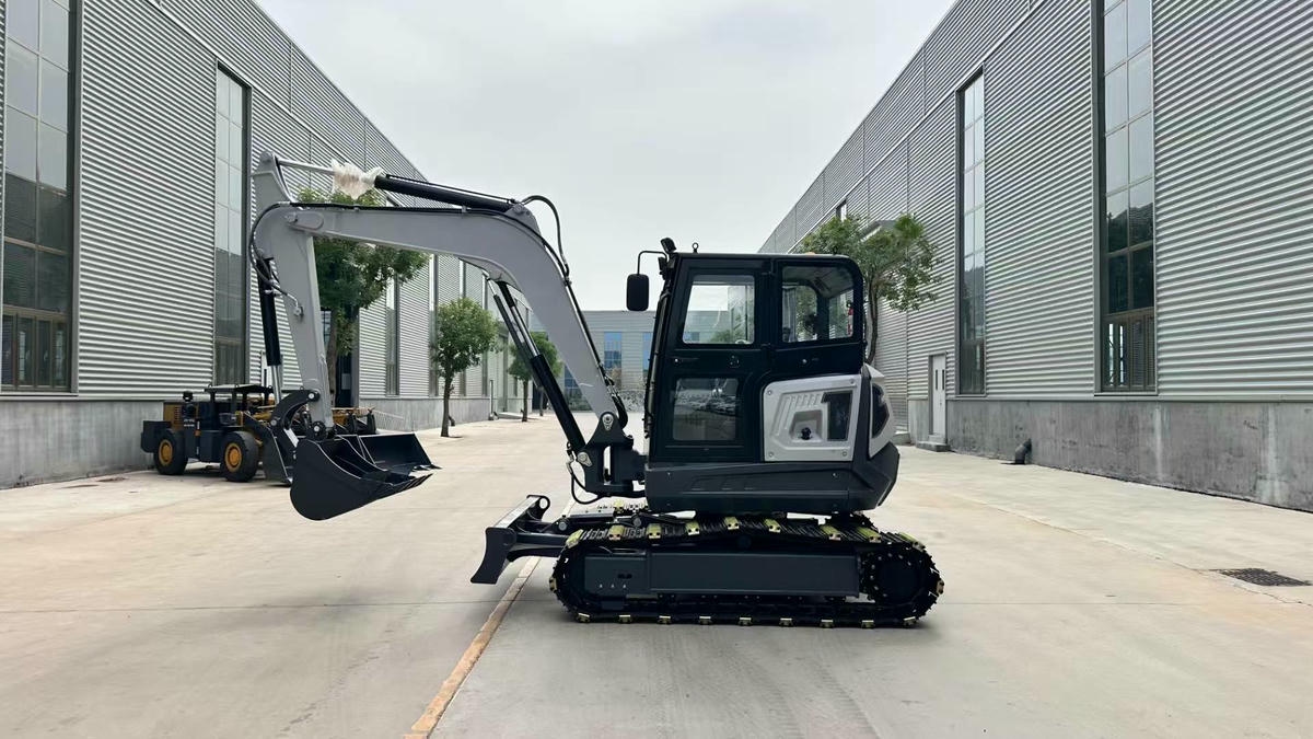 Pequeña excavadora de jardín Pequeña excavadora de jardín